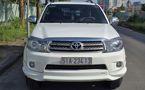 Fortuner TRD 2011 Form Đẹp Odo 150.000km Máy Êm Giá 368 Triệu