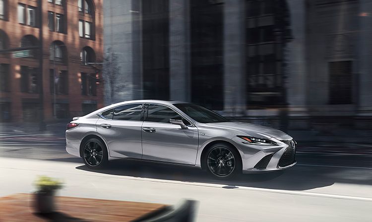 Dịch vụ thu mua xe Lexus cũ giá cao uy tín