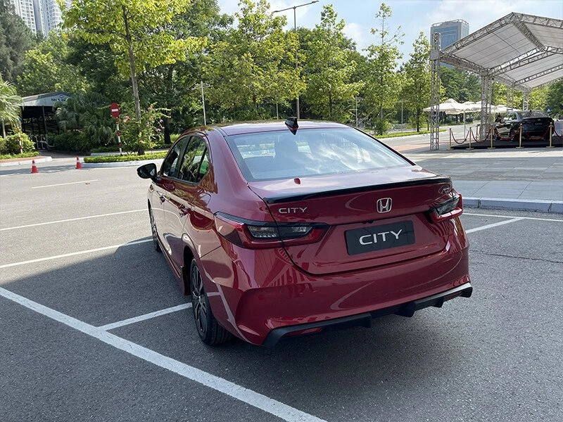 Lý Do Chọn AUTO MINH QUÂN Để Thu Mua Xe Hơi Cũ Trả Góp tại auto minh quân