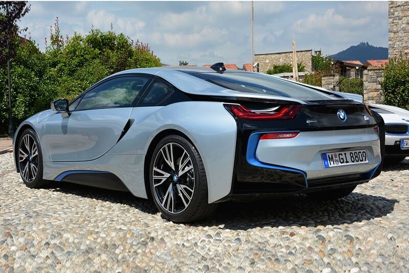 Lý Do Thu Mua Xe BMW i8 tại auto minh quân