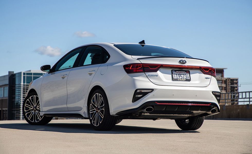 Mua lại xe cũ giá cao, nhận tiền nhanh trong ngày