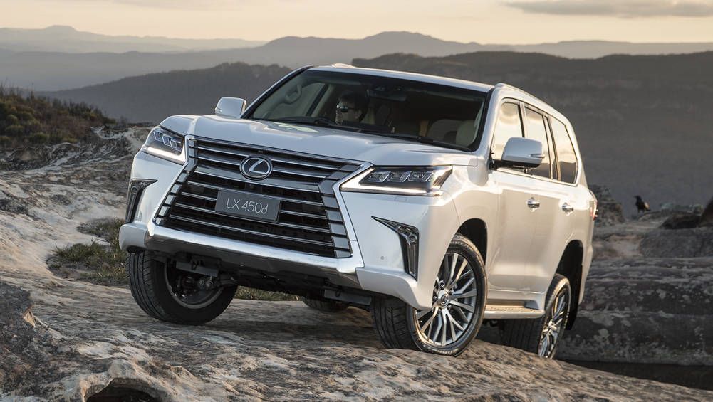 Mua lại xe Lexus LX cũ giá cao trả tiền ngay
