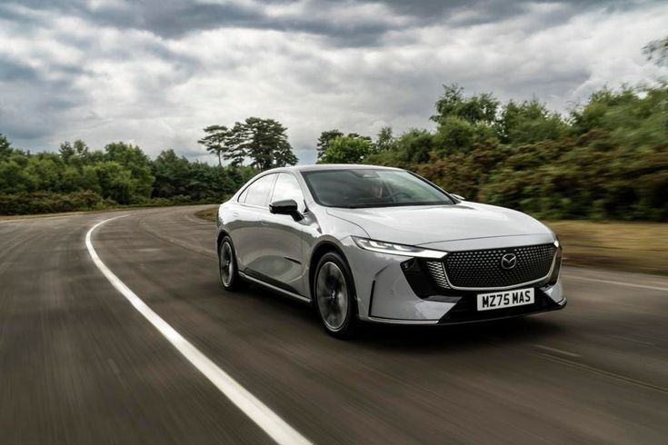 Mua lại xe Mazda 6 cũ giá cao thủ tục nhanh