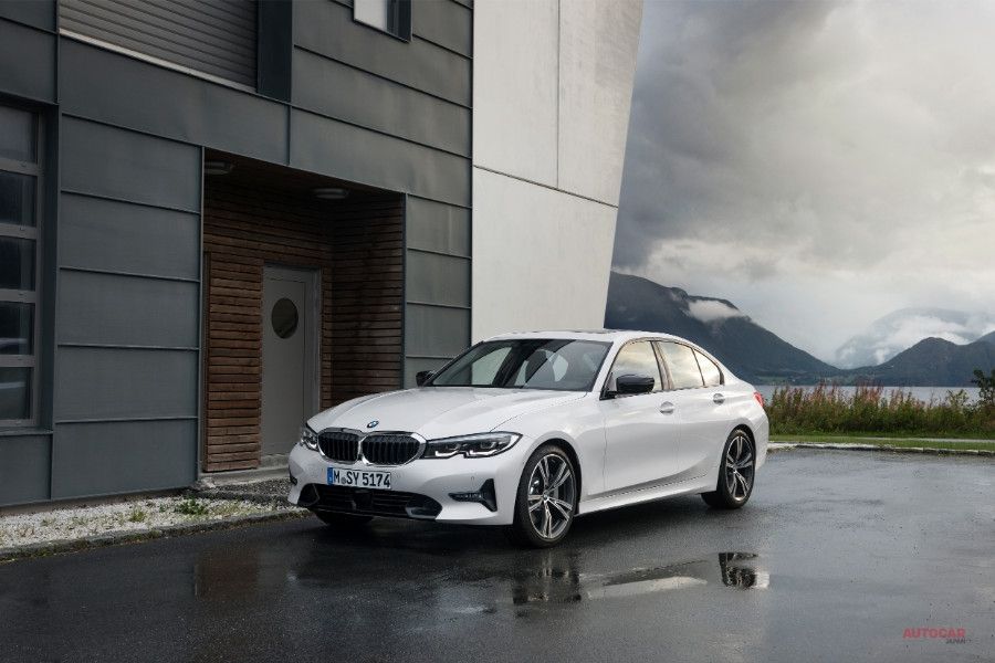 Mua ô tô BMW 3 Series cũ trả tiền mặt nhanh