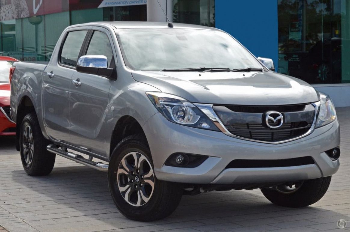 Mua ô tô Mazda BT-50 cũ giá cao tận nơi