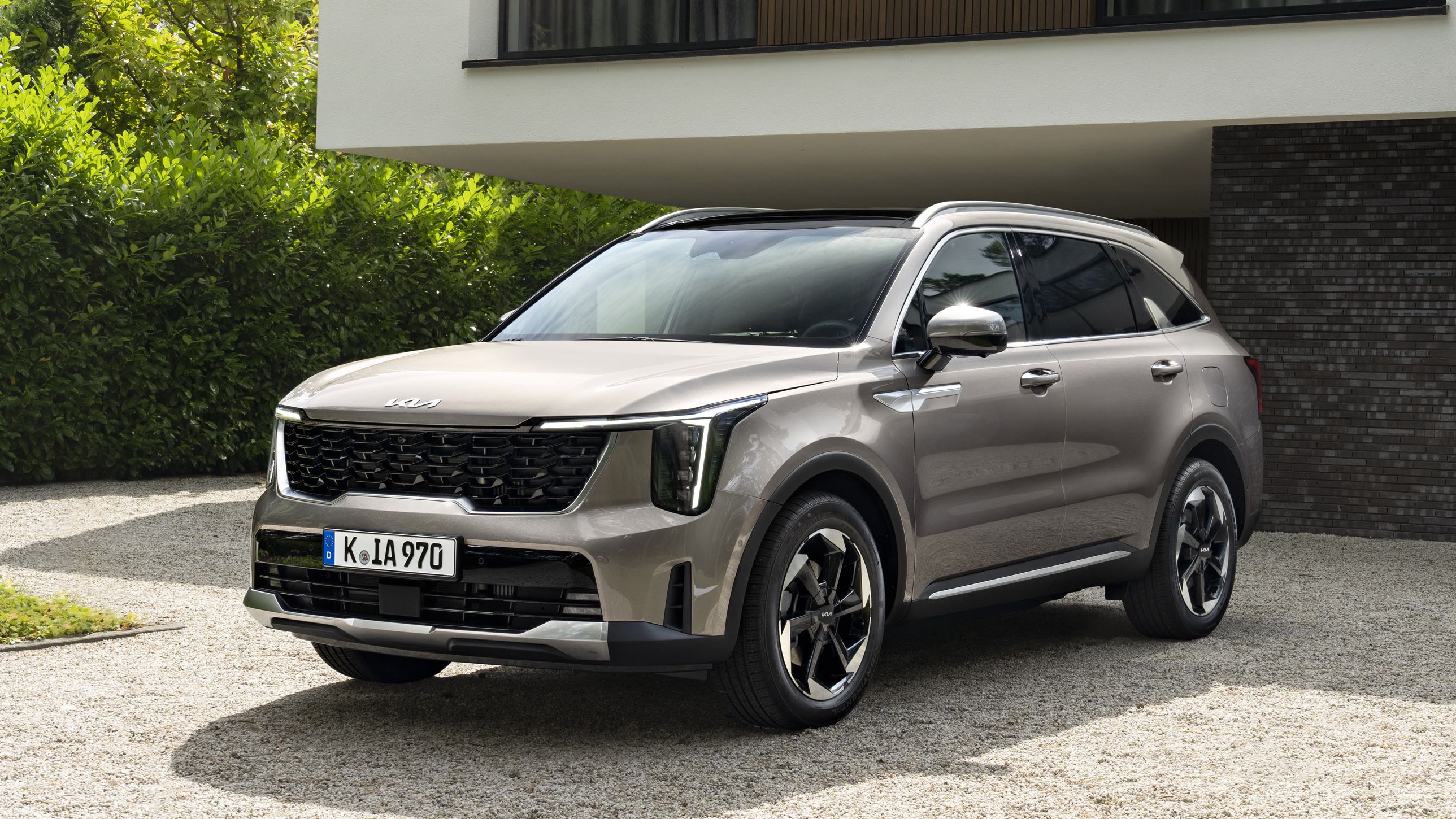 Thu mua ô tô cũ nhanh gọn, hỗ trợ thủ tục sang tên