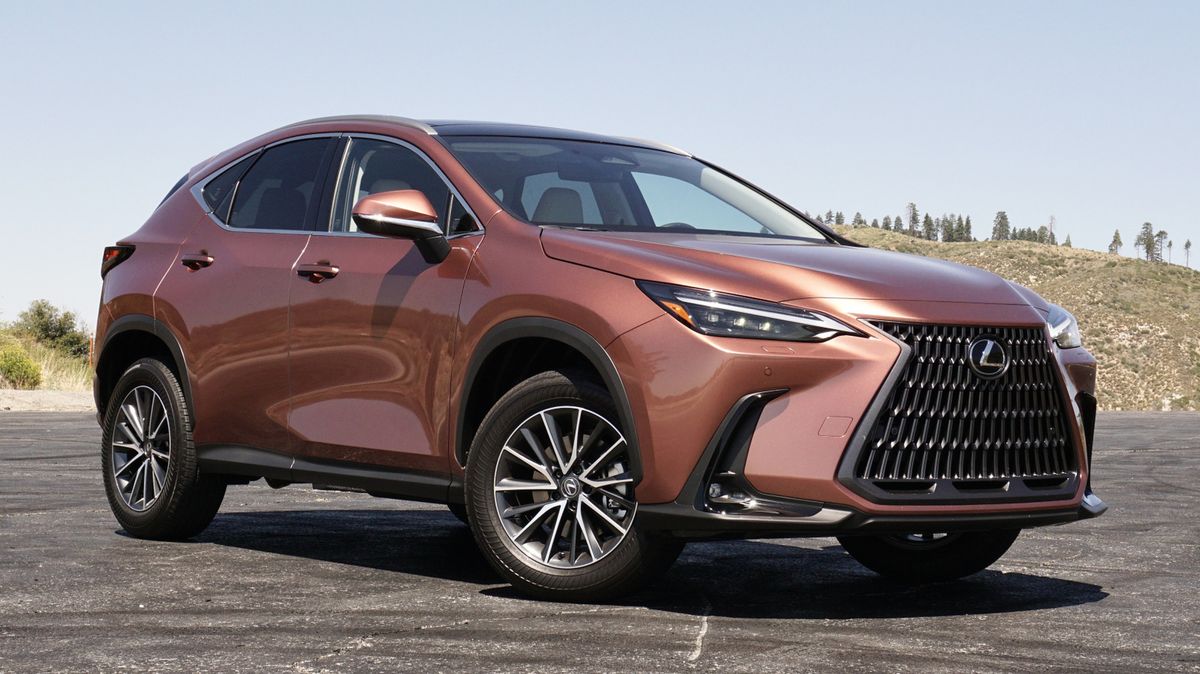 Thu mua ô tô Lexus NX cũ giá cao tận nơi