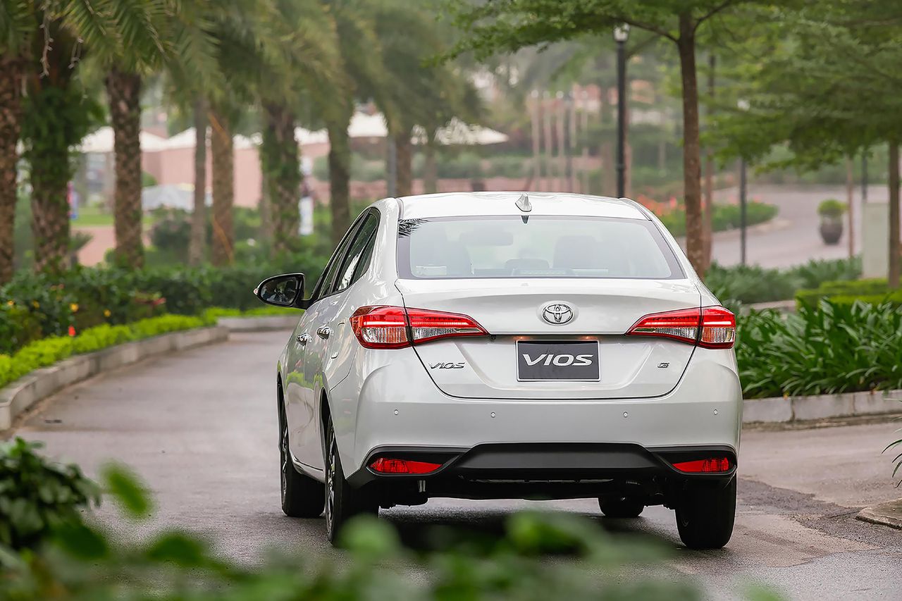 Mua ô tô Toyota Camry cũ giá cao trả ngay tại auto minh quân