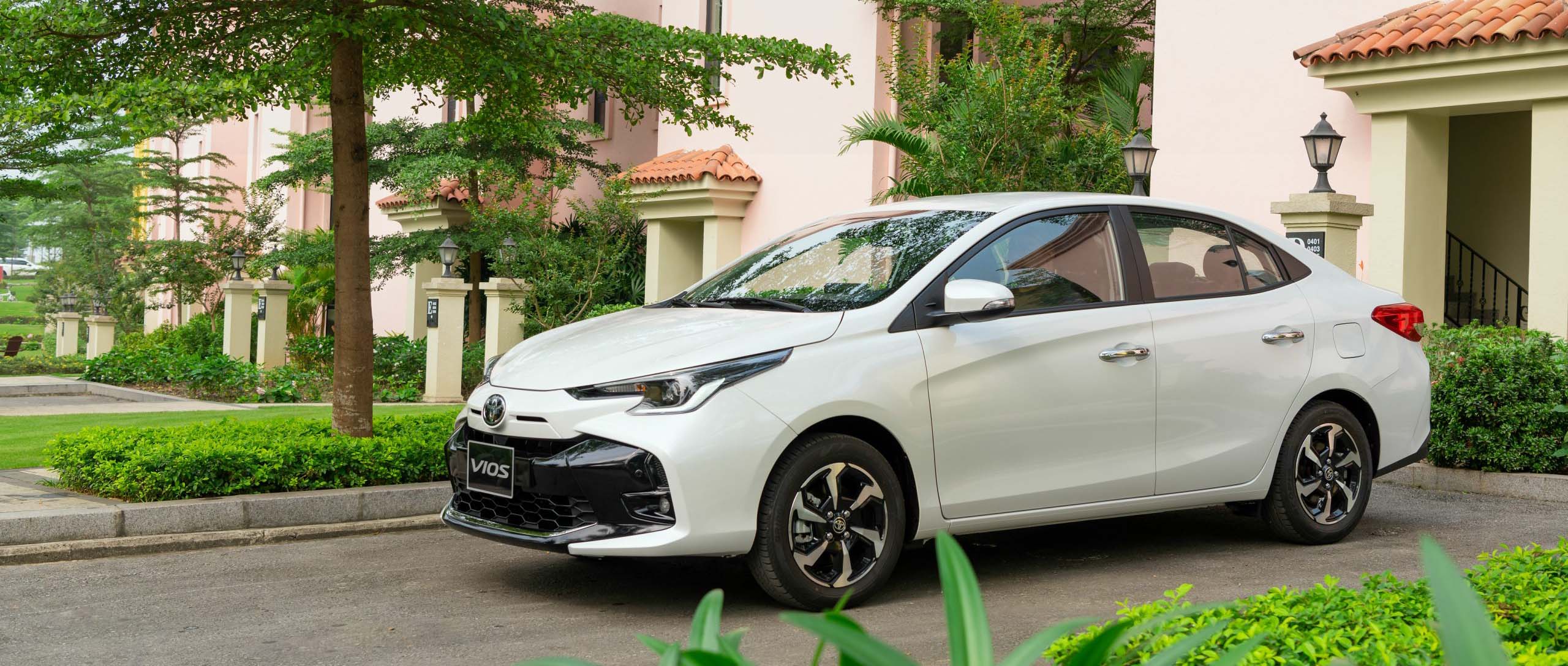 Mua ô tô Toyota Camry cũ giá cao trả ngay tại auto minh quân