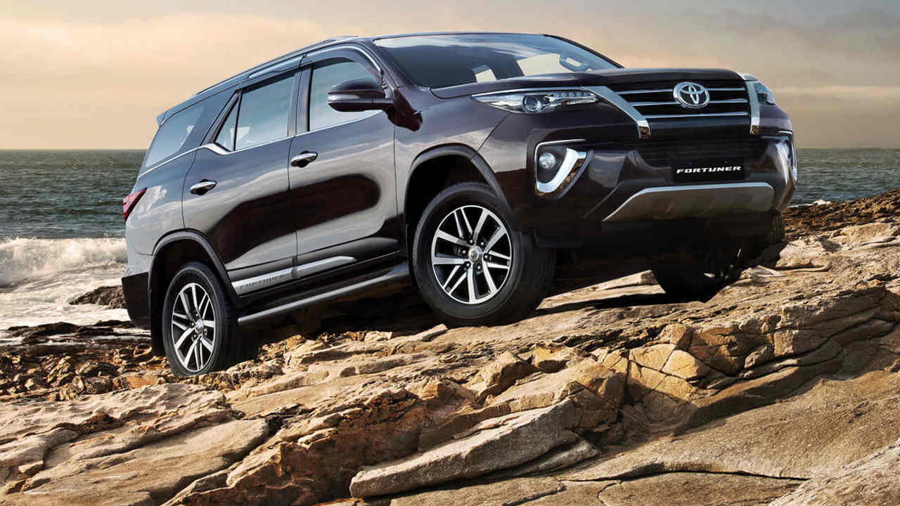 Mua xe Toyota Fortuner cũ giá cao thủ tục nhanh tại auto minh quân