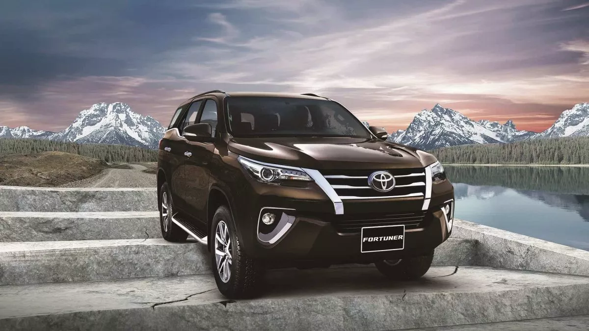 Mua xe Toyota Fortuner cũ giá cao thủ tục nhanh tại auto minh quân