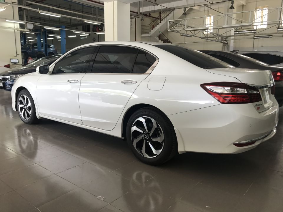 Thu mua xe Honda Accord cũ giá cao nhất tại auto minh quân