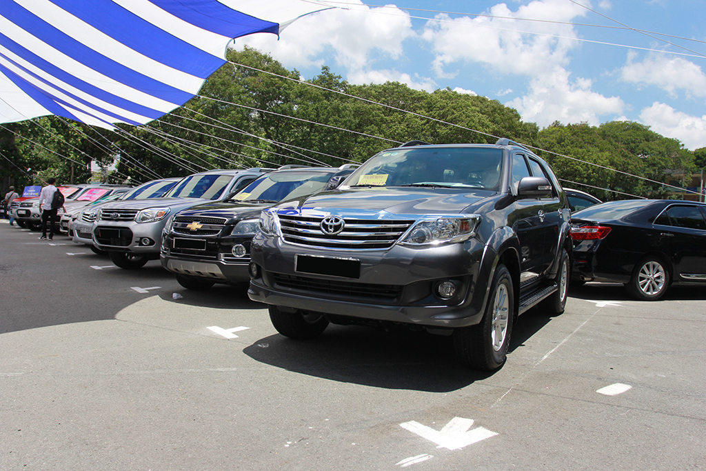 Mua ô tô cũ giá cao tại Phường Phú Định tại auto minh quân