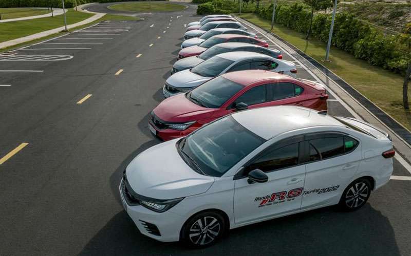 Vì Sao Khách Hàng Tân Phú Tin Tưởng AUTO MINH QUÂN?