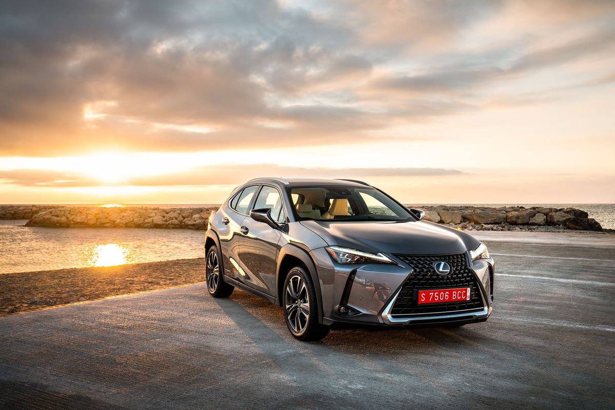 Thu mua xe Lexus UX cũ giá cao nhanh chóng