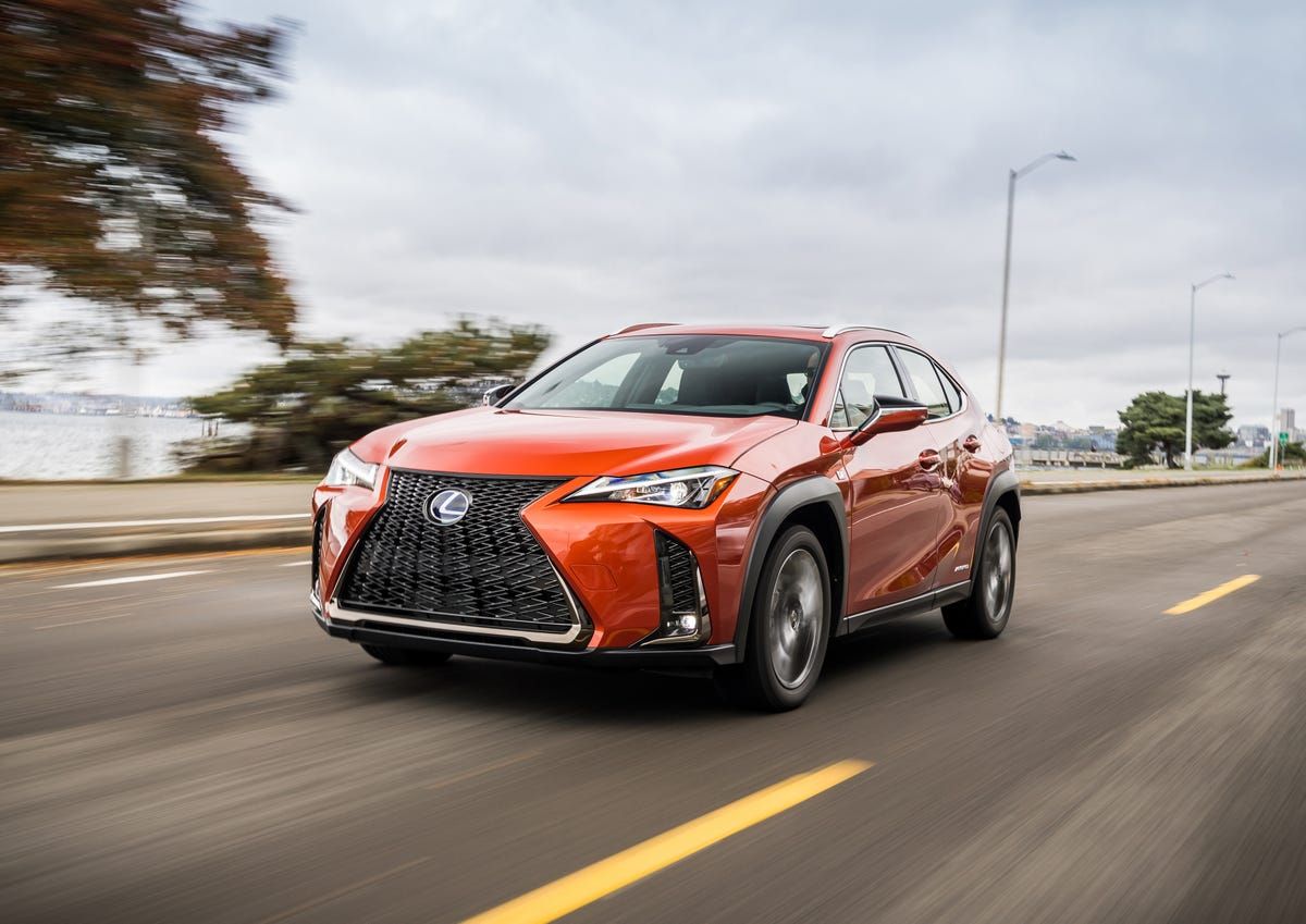 Thu mua xe Lexus UX cũ giá cao nhanh chóng