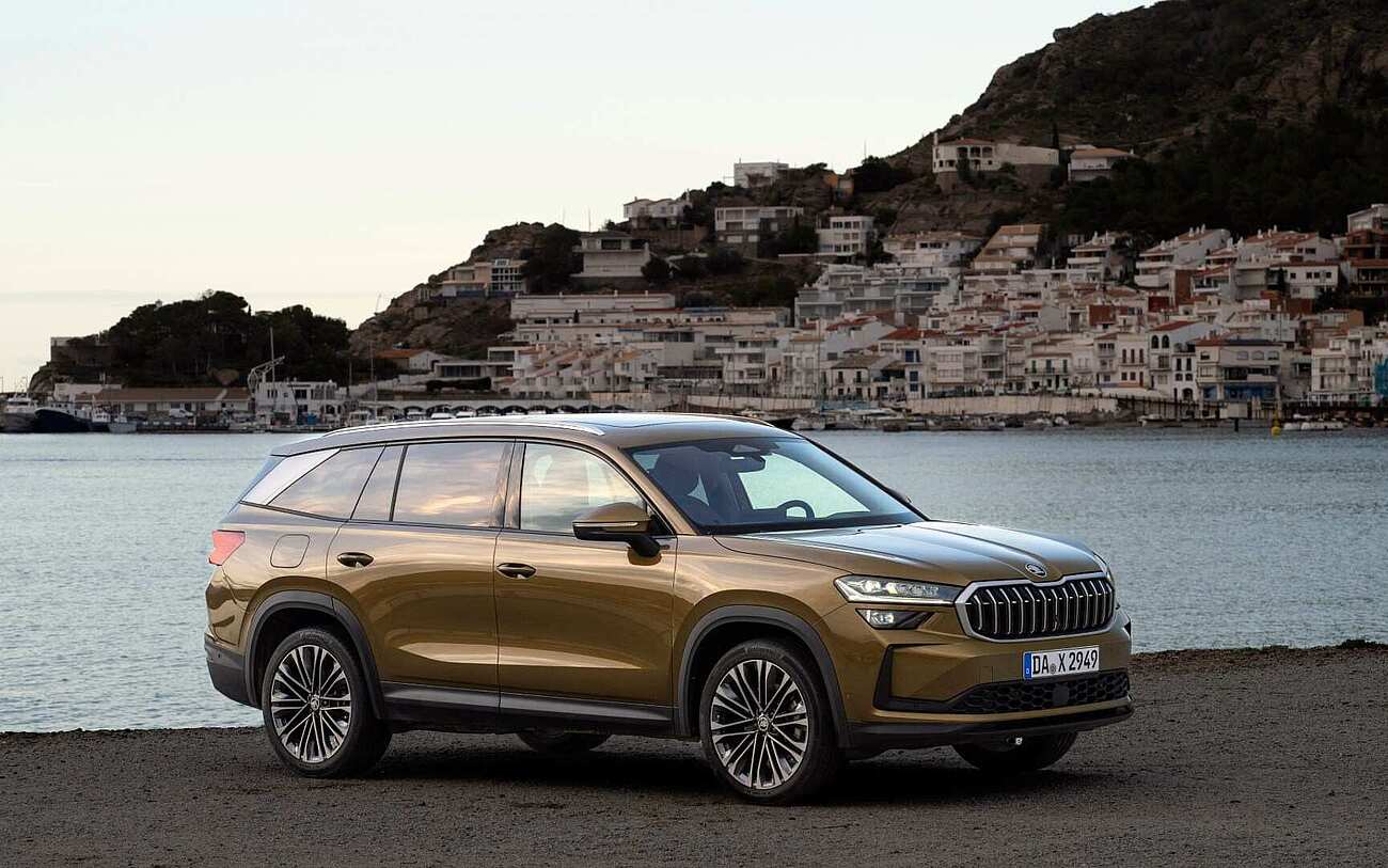 Ký Hợp Đồng Và Thanh Toán