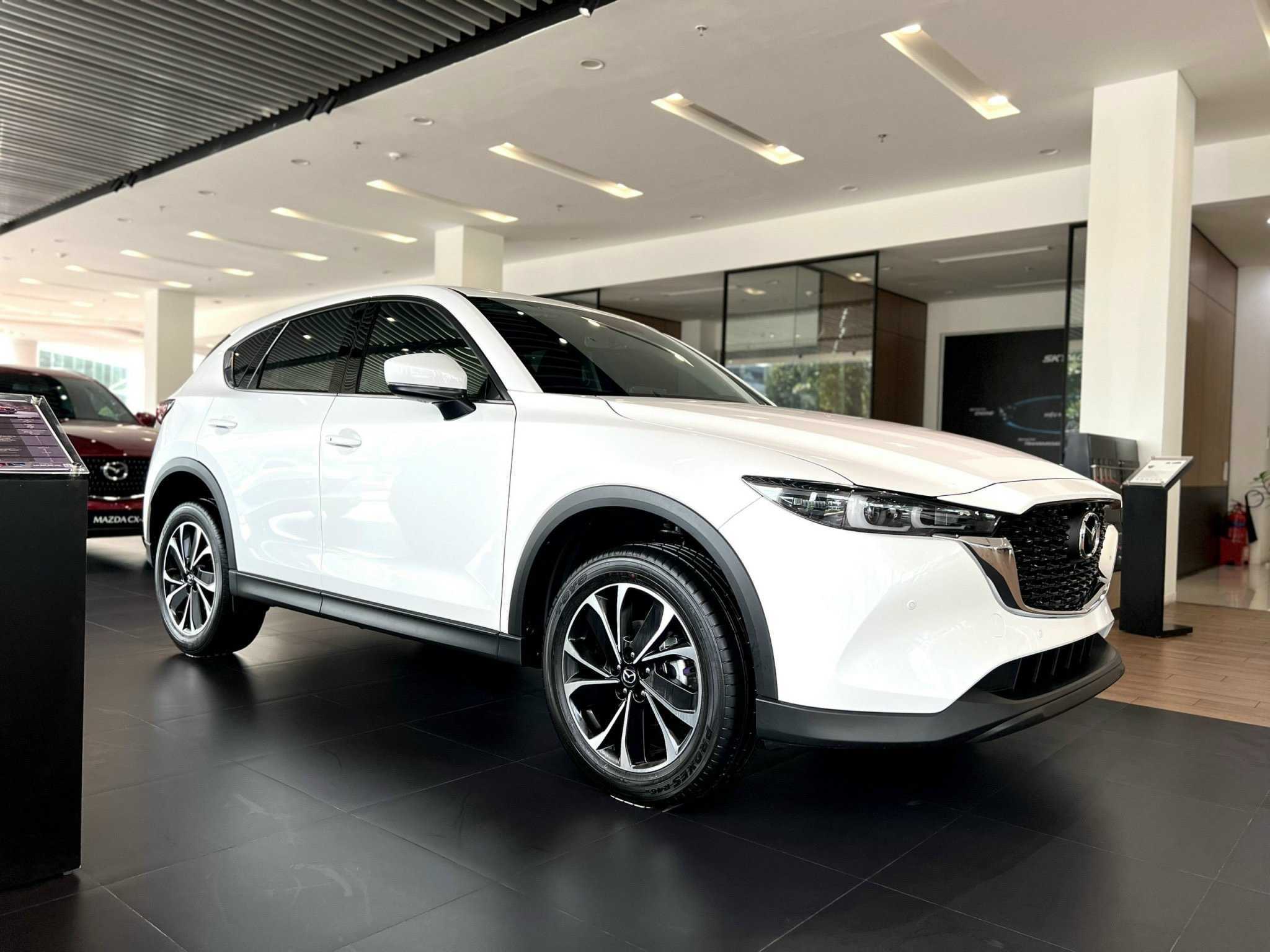 Lý Do Thu Mua Xe Mazda XC-5 Cũ tại auto minh quân