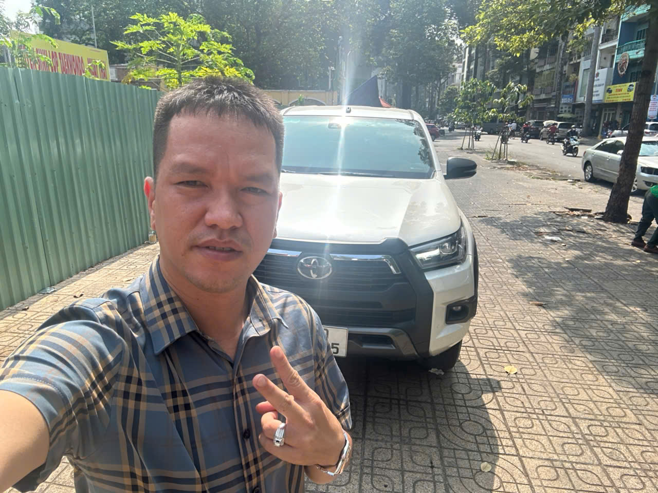 Lý Do Bạn Nên Chọn Dịch Vụ Thu Mua Ô Tô Cũ Tại AUTO MINH QUÂN?