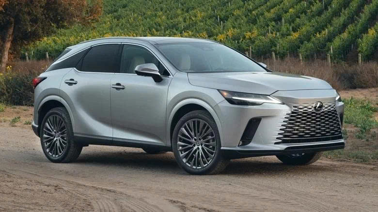 Thu mua xe cũ các đời xe, trả tiền ngay