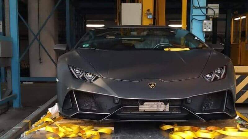 Thu mua xe Lamborghini cũ giá cao