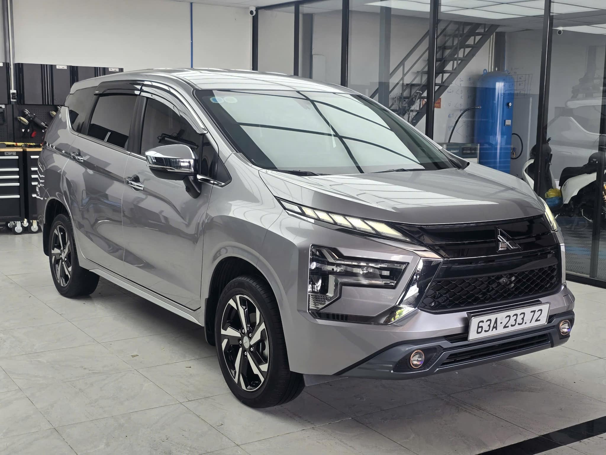 Thu mua xe ô tô cũ, cam kết giá cao