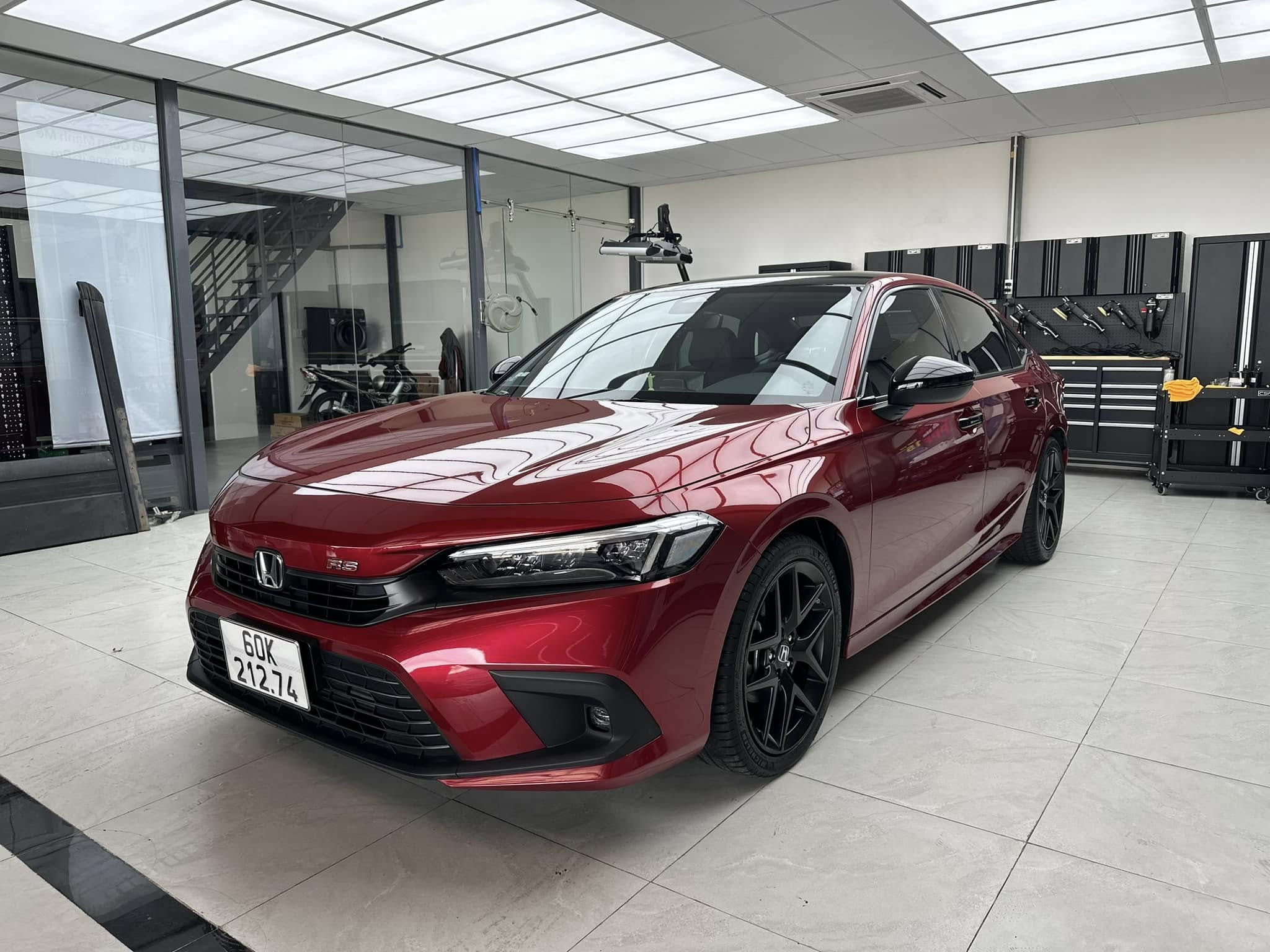 Thu mua xe ô tô cũ, cam kết giá cao