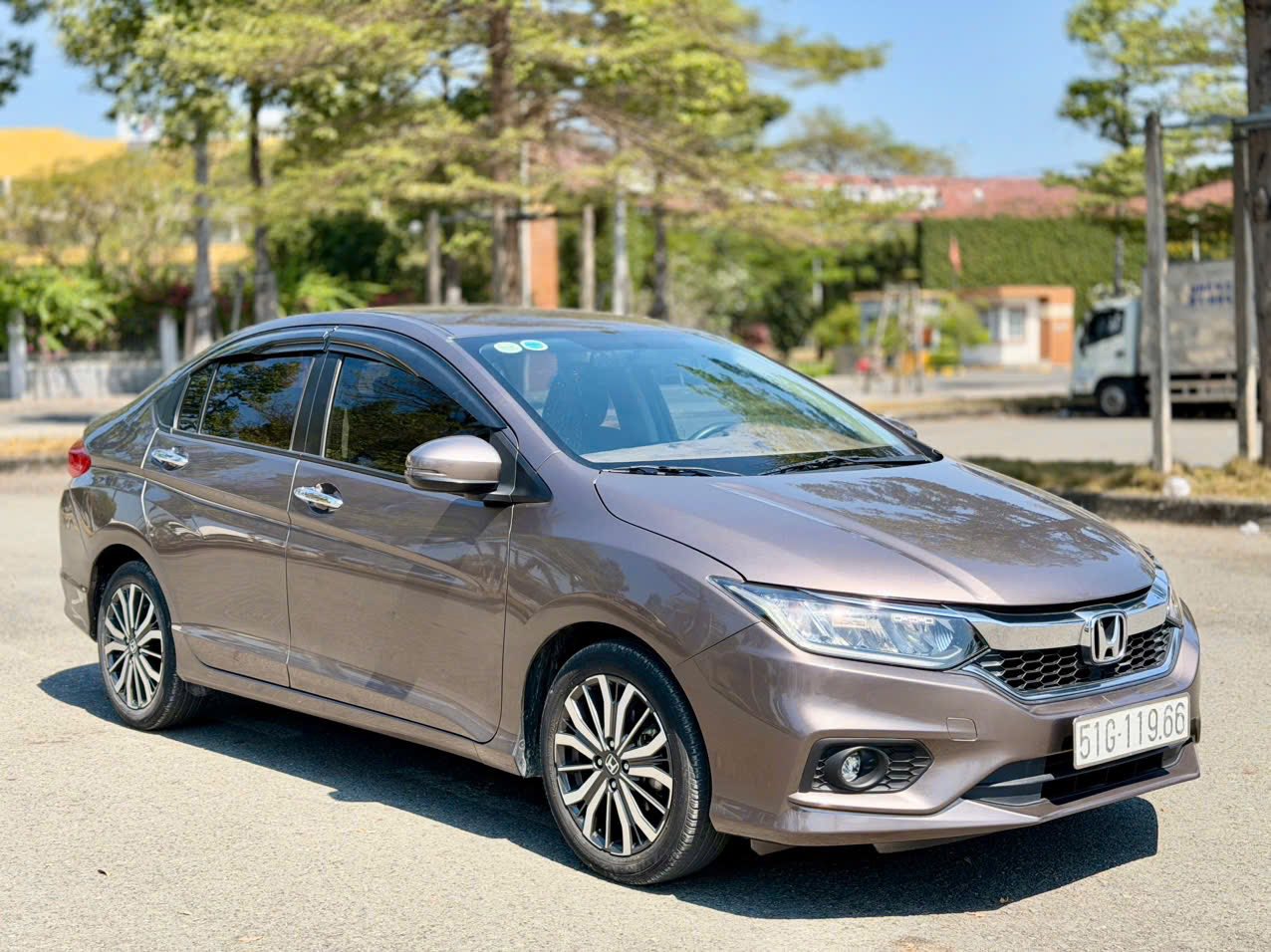 Những yếu tố ảnh hưởng đến giá thu mua xe cũ