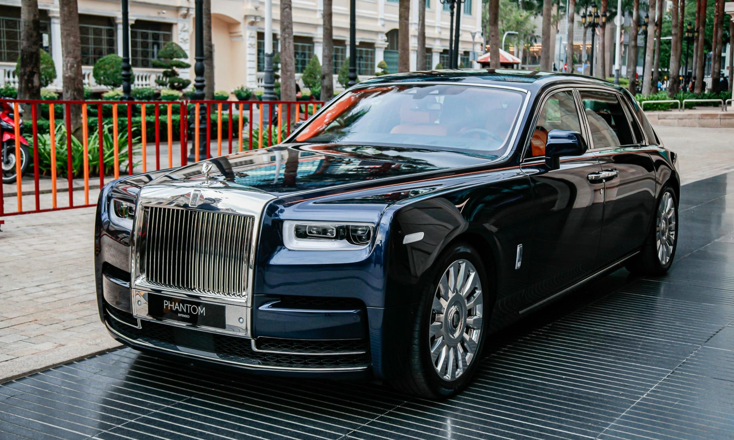 Thu mua xe Rolls-Royce cũ giá cao