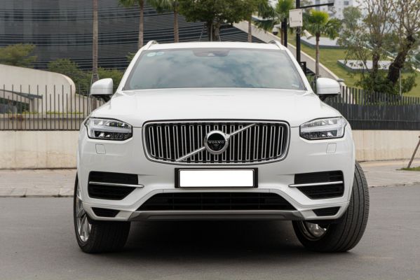 Thanh toán và nhận tiền như thế nào khi mua lại xe ô tô cũ giá cao cho khách hàng