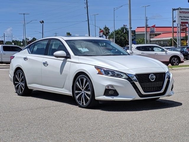 Các Dòng Xe Giấy Tờ Chuẩn Đang Được Săn Lùng Gắt Gao