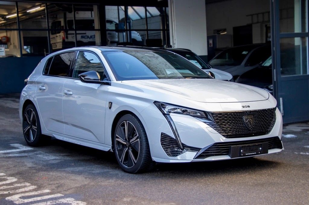 Vì Sao Auto Minh Quân Là Trọng Điểm Thu Mua Xe Ô Tô Cũ Tân Bình?