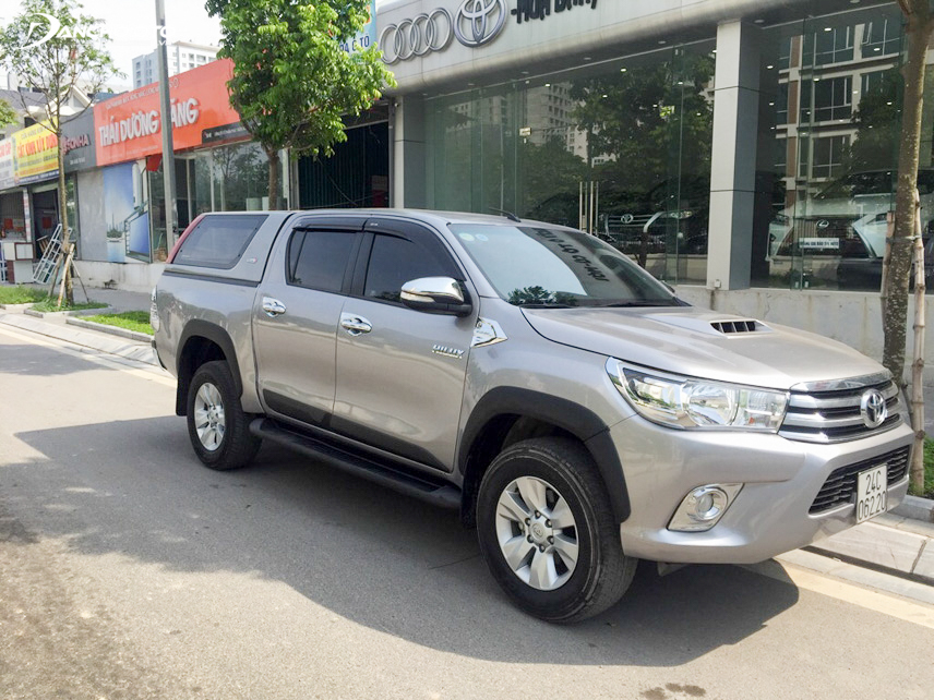 Thu mua Toyota Hilux cũ