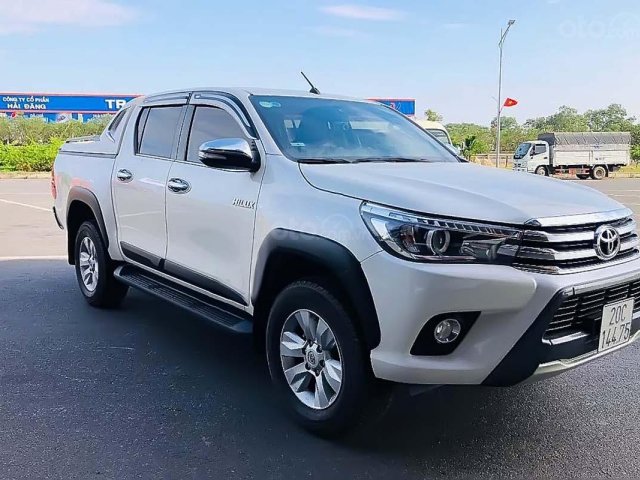 Thu mua Toyota Hilux cũ