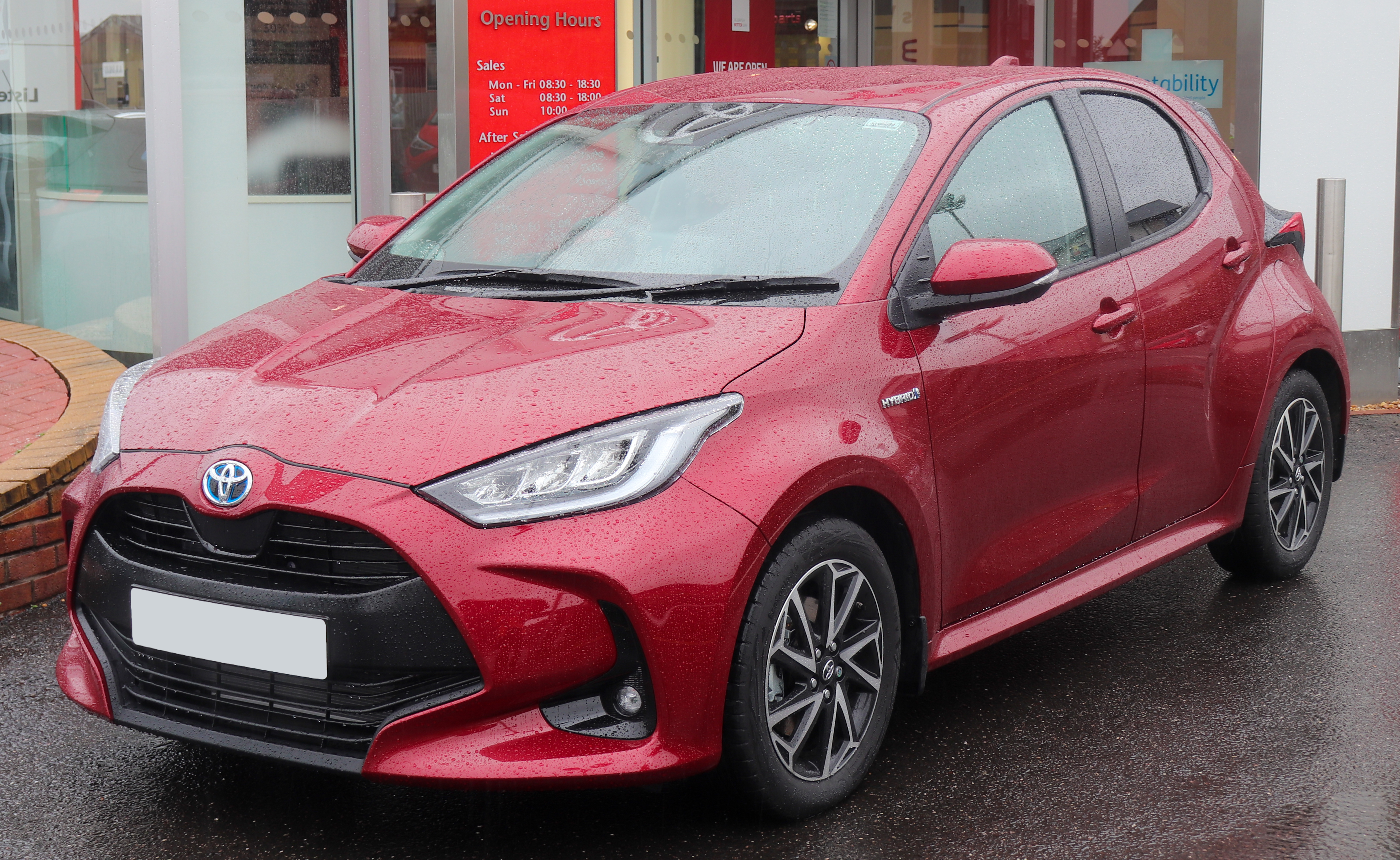 Thu mua Toyota Yaris cũ