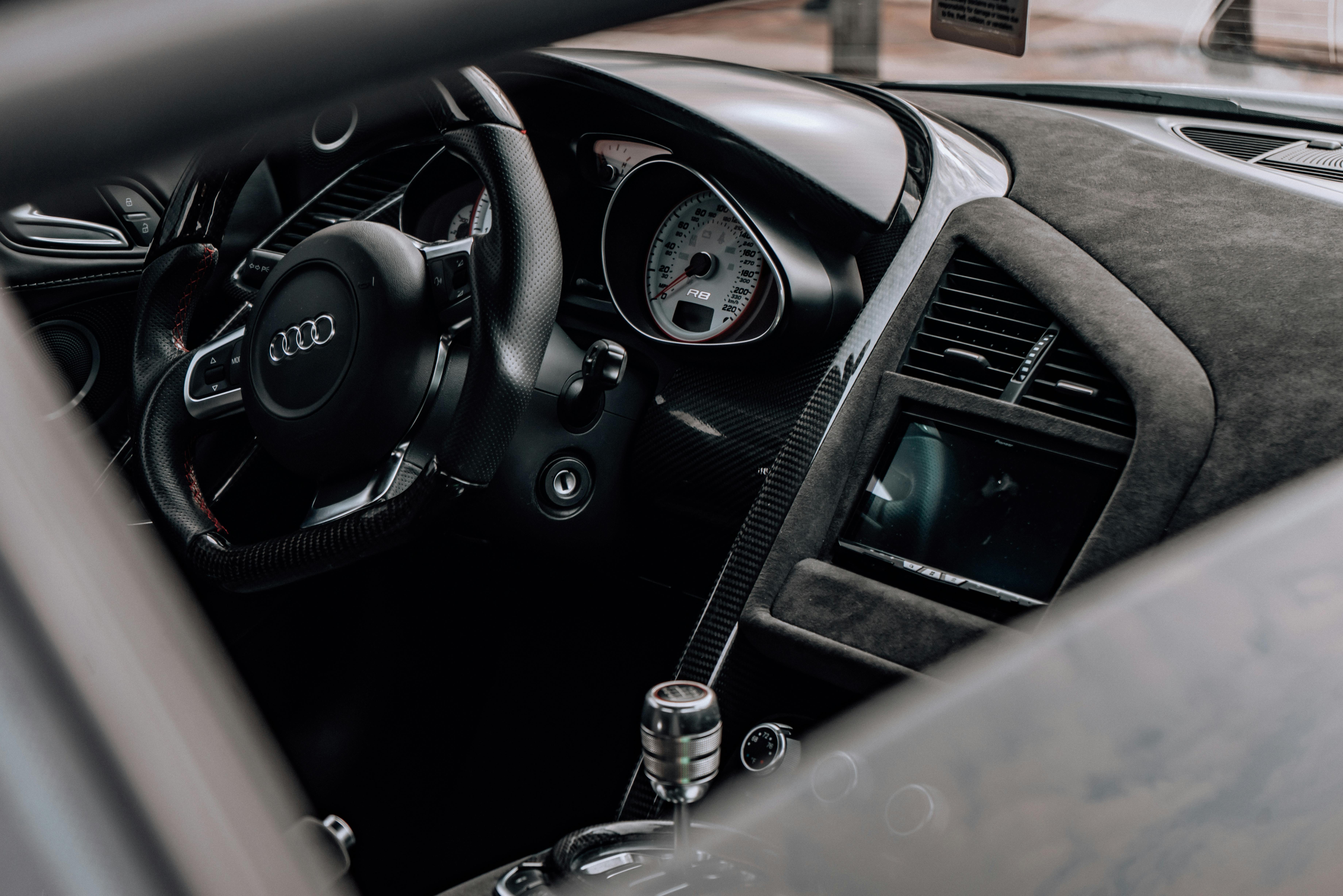 Hệ Sinh Thái Dịch Vụ Thu Mua Xe Cũ Chuyên Nghiệp Mọi Phân Khúc