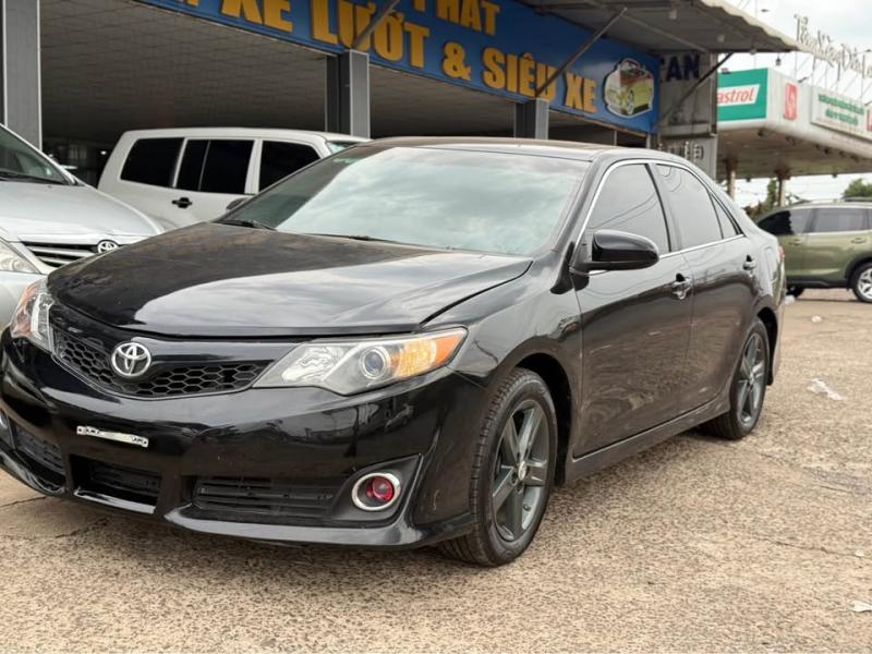 Thu mua xe cũ uy tín, nhận tiền ngay tại chỗ