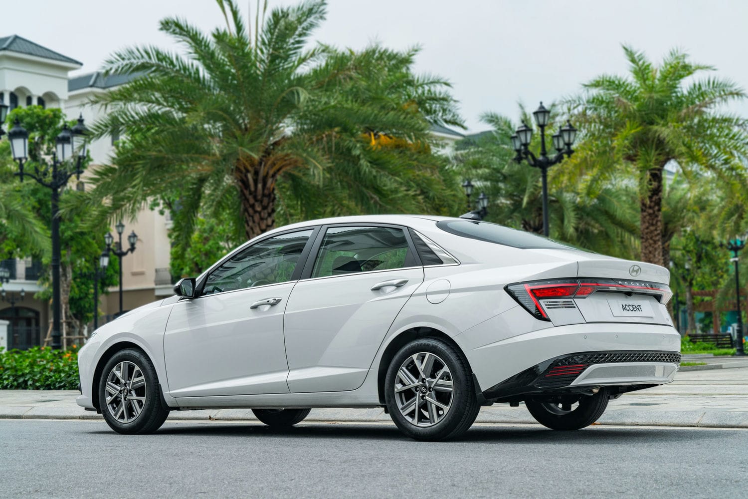 Thu mua xe Hyundai Accent cũ