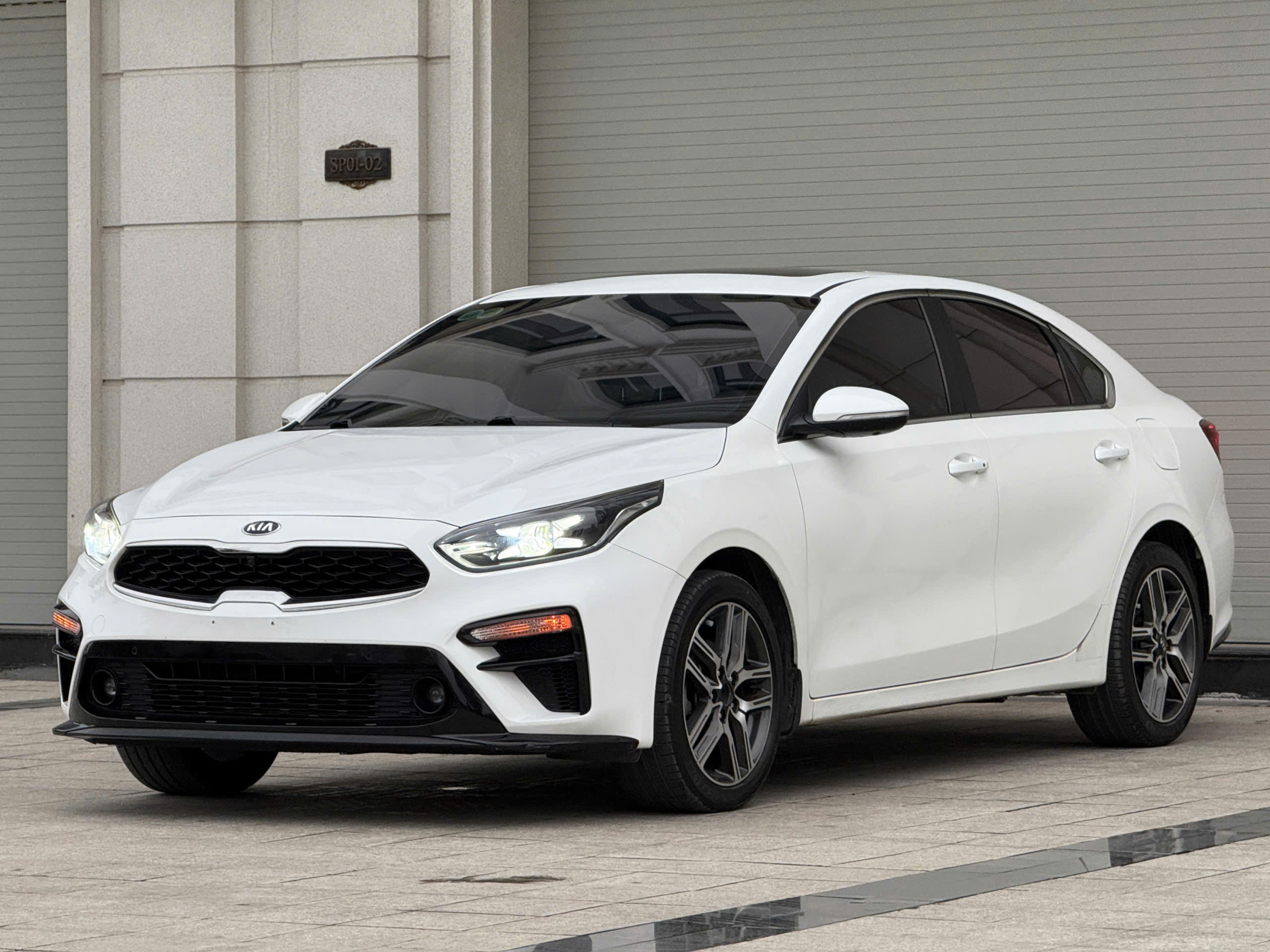 Phân Khúc Thu Mua Xe Kia Cerato Cũ Đa Dạng Trên Thị Trường