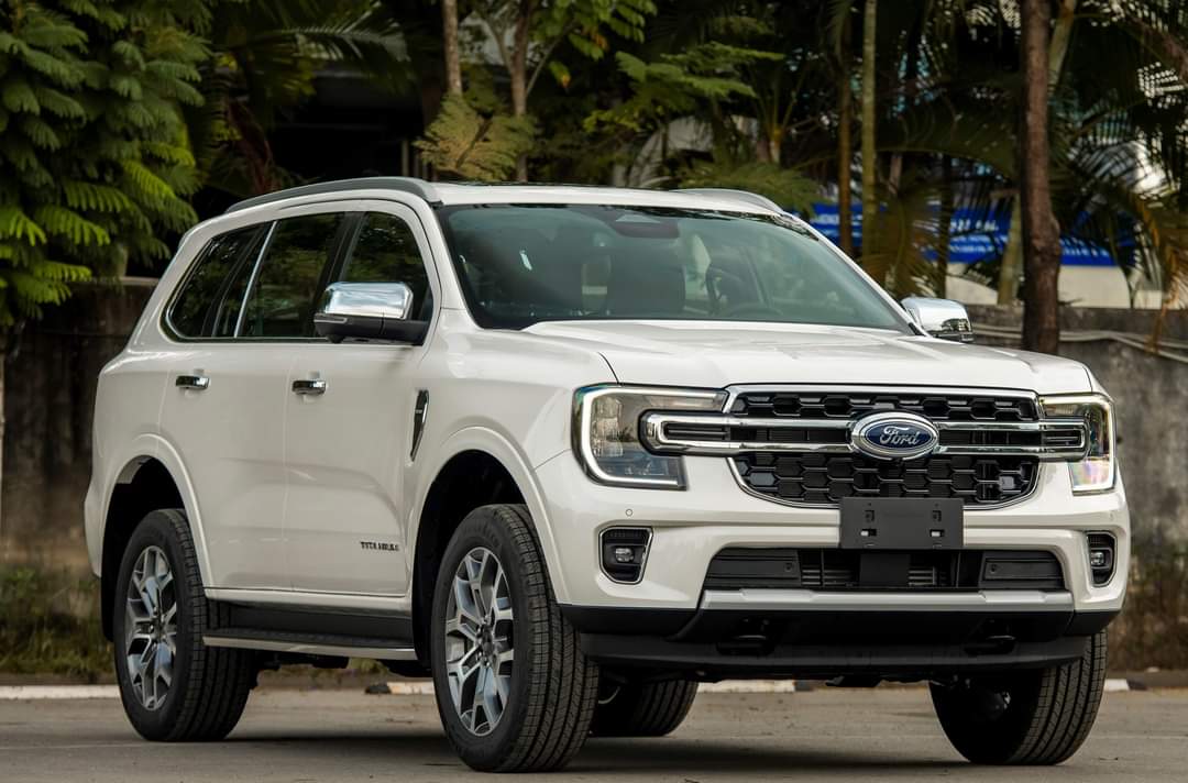 Thu Mua Xe Ô Tô Cũ Ford Everest – Sức Hút Của Mẫu SUV 7 Chỗ Đậm Chất Mỹ