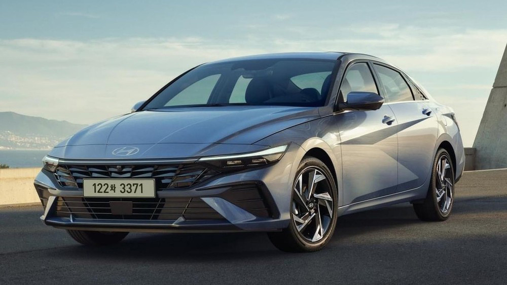 Thu Mua Xe Ô Tô Cũ Hyundai Elantra – Quy Trình Bài Bản Tại Auto Minh Quân