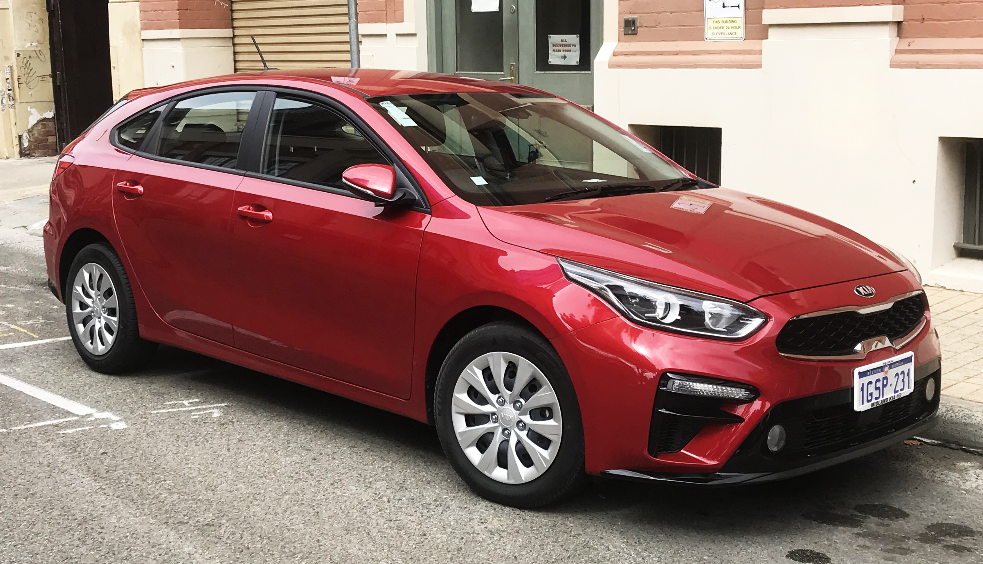 Thu Mua Xe Ô Tô Cũ Kia Cerato – Mẫu Sedan Cỡ C Đậm Chất Thể Thao