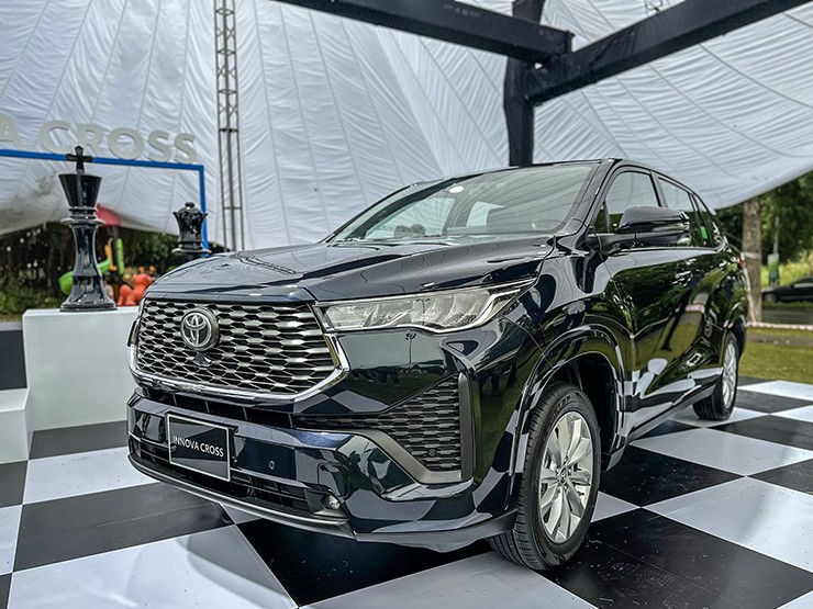 Thu Mua Xe Ô Tô Cũ Toyota Innova – Quy Trình Chuẩn Tại Auto Minh Quân