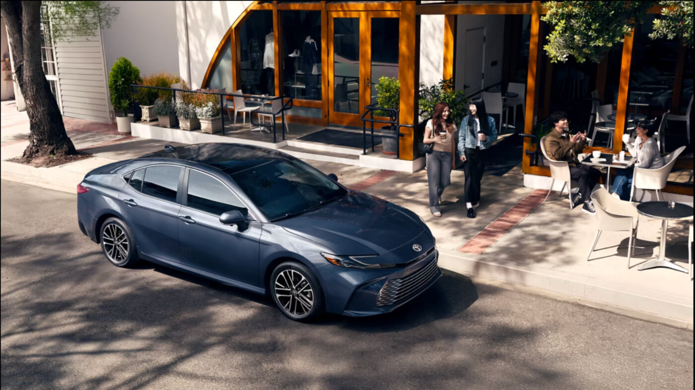 Thu mua xe Toyota Camry cũ giá cao