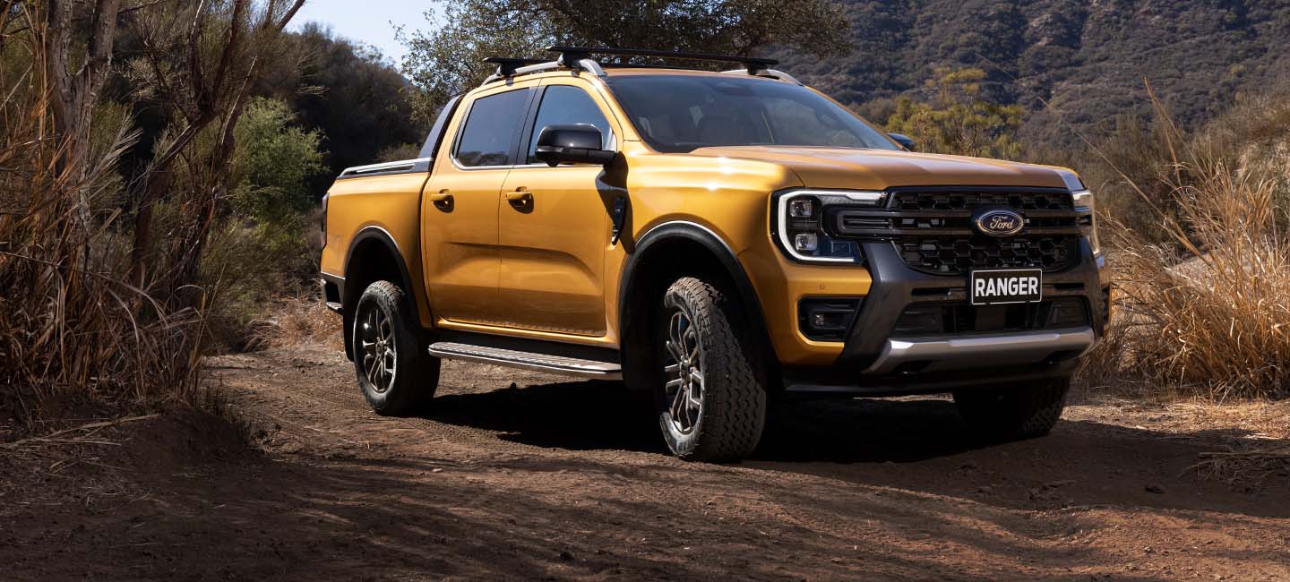 Mua lại ô tô Ford Ranger cũ trả tiền mặt nhanh