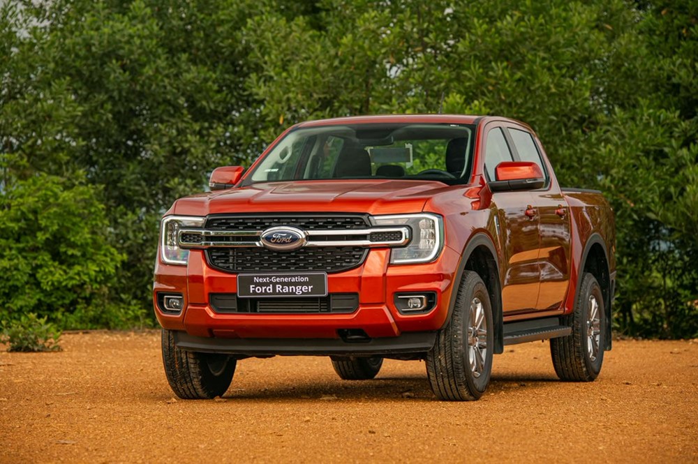 Mua lại ô tô Ford Ranger cũ trả tiền mặt nhanh