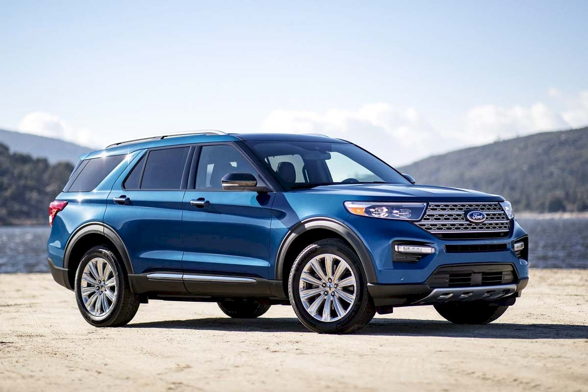 Mua xe Ford Explorer cũ giá cao trả tiền ngay