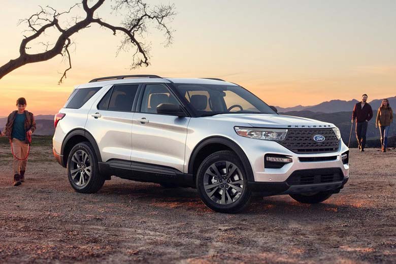 Mua xe Ford Explorer cũ giá cao trả tiền ngay