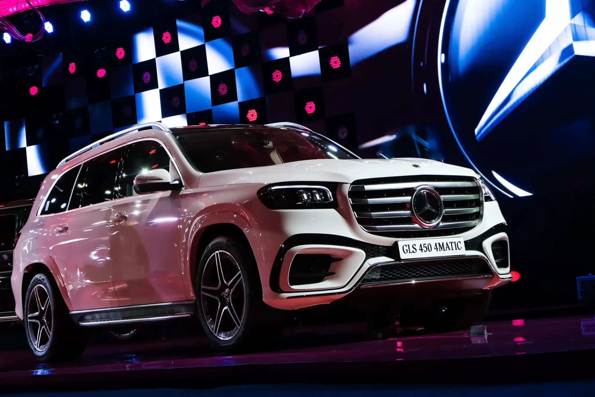 thu-mua-xe-mercedes-gls-cu-uy-tin-toan-quoc