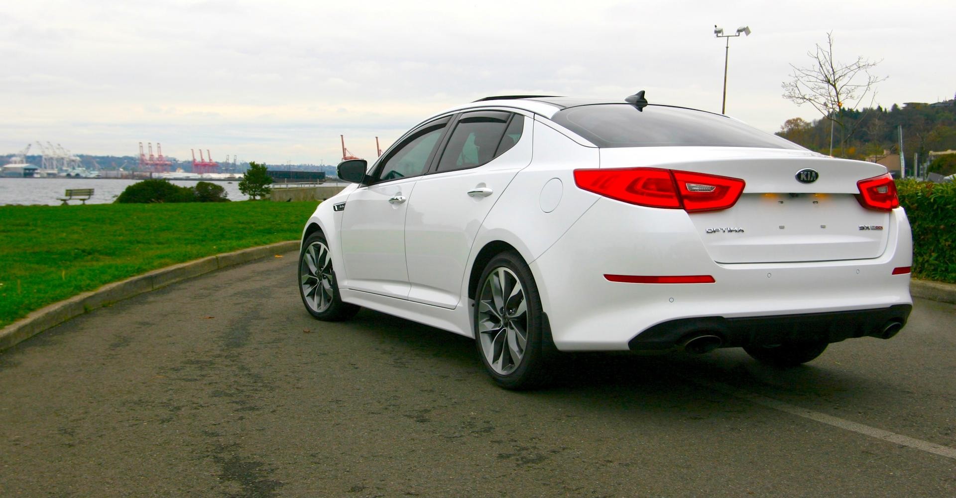 Mua xe Kia Optima cũ giá cao thủ tục gọn tại auto minh quân